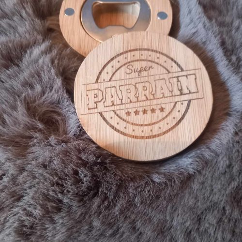 Décapsuleur aimanté personnalisé en bambou