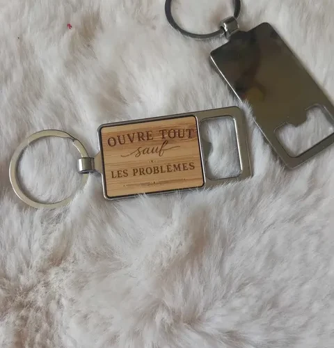 Porte-clés décapsuleur personnalisé